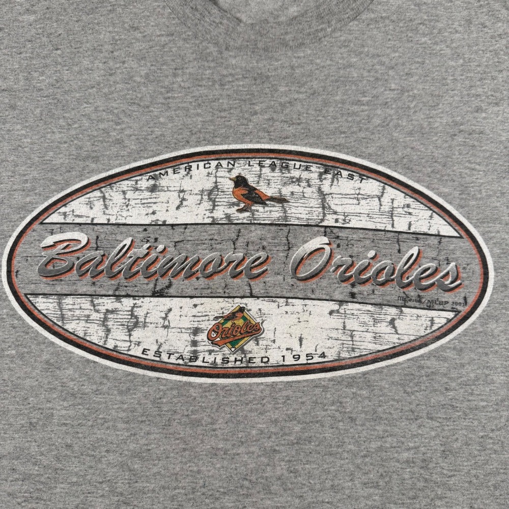 Vintage 2001 Majestic Baltimore Orioles T-Shirt Mens Medium Gray MLB Graphic